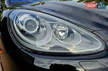 Внедорожник / Кроссовер Porsche Cayenne 2013 в 