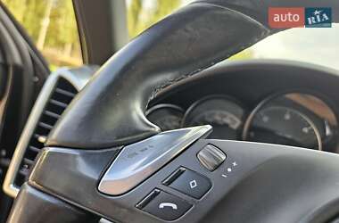 Внедорожник / Кроссовер Porsche Cayenne 2013 в 