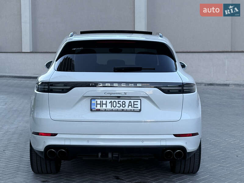 Внедорожник / Кроссовер Porsche Cayenne 2019 в Одессе