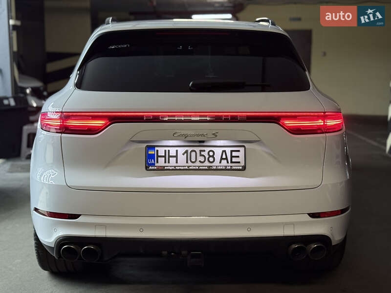 Внедорожник / Кроссовер Porsche Cayenne 2019 в Одессе