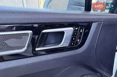 Внедорожник / Кроссовер Porsche Cayenne 2020 в 