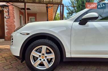 Внедорожник / Кроссовер Porsche Cayenne 2013 в 