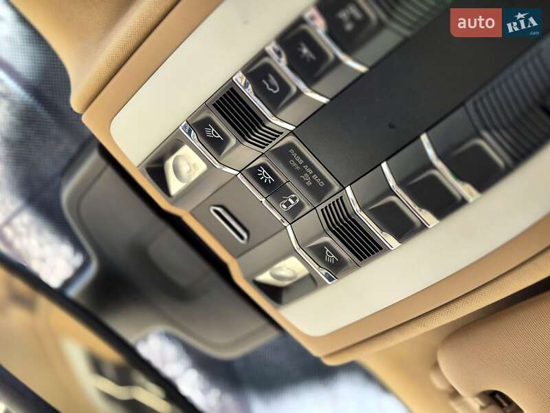 Позашляховик / Кросовер Porsche Cayenne 2013 в Запоріжжі