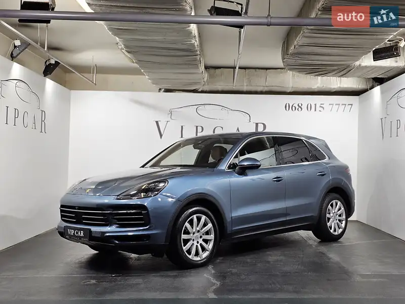 Внедорожник / Кроссовер Porsche Cayenne 2018 в 