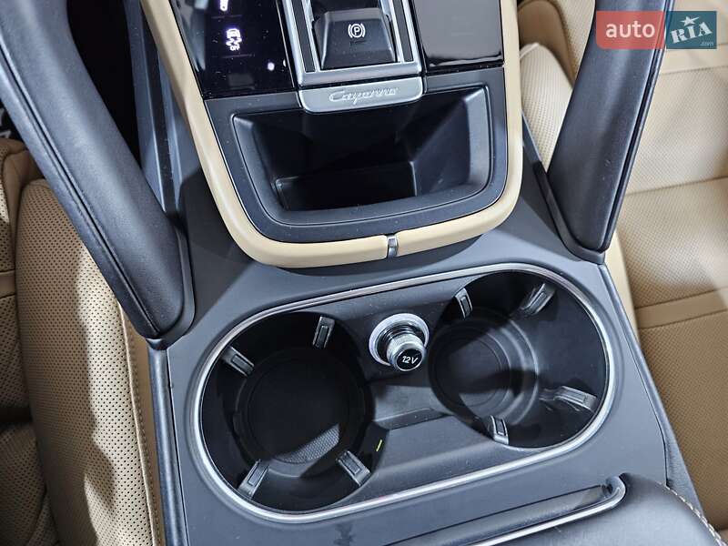 Внедорожник / Кроссовер Porsche Cayenne 2018 в Киеве фото 29 Внедорожник / Кроссовер Porsche Cayenne 2018 в Киеве