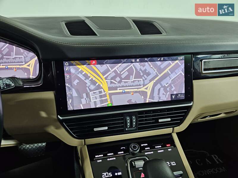 Внедорожник / Кроссовер Porsche Cayenne 2018 в Киеве фото 32 Внедорожник / Кроссовер Porsche Cayenne 2018 в Киеве