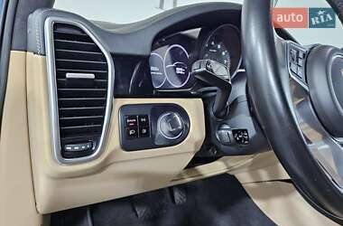 Позашляховик / Кросовер Porsche Cayenne 2018 в 