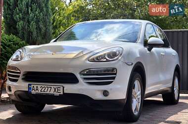 Позашляховик / Кросовер Porsche Cayenne 2013 в 
