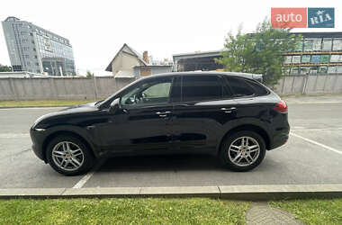 Внедорожник / Кроссовер Porsche Cayenne 2013 в 