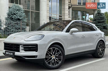 Позашляховик / Кросовер Porsche Cayenne 2024 в 
