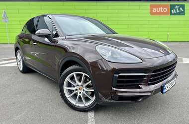 Внедорожник / Кроссовер Porsche Cayenne 2018 в 