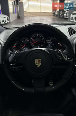 Внедорожник / Кроссовер Porsche Cayenne 2011 в 