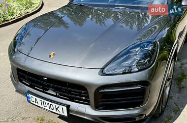 Позашляховик / Кросовер Porsche Cayenne 2022 в 