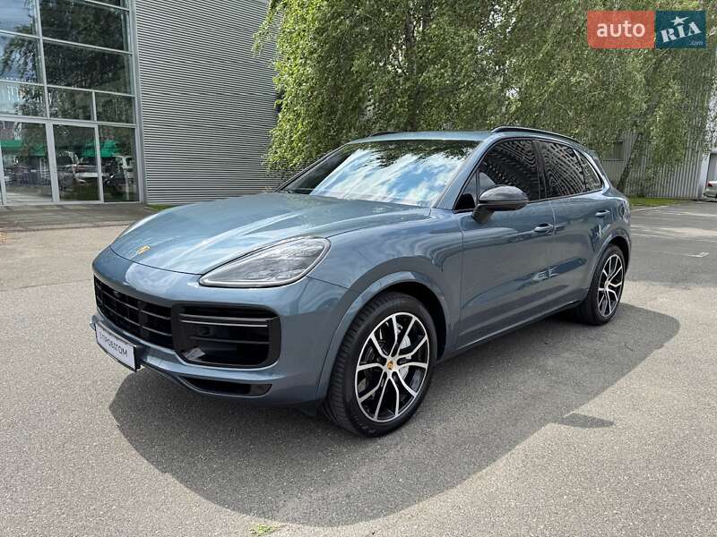Внедорожник / Кроссовер Porsche Cayenne 2019 в Киеве