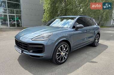 Внедорожник / Кроссовер Porsche Cayenne 2019 в 