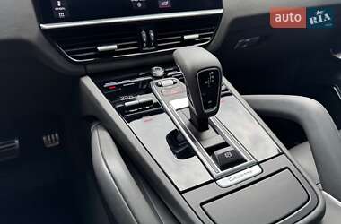 Внедорожник / Кроссовер Porsche Cayenne 2019 в 