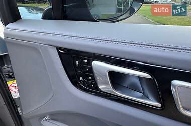 Внедорожник / Кроссовер Porsche Cayenne 2019 в 