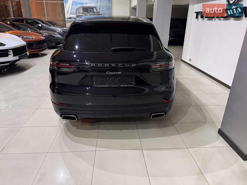 Внедорожник / Кроссовер Porsche Cayenne 2019 в Одессе