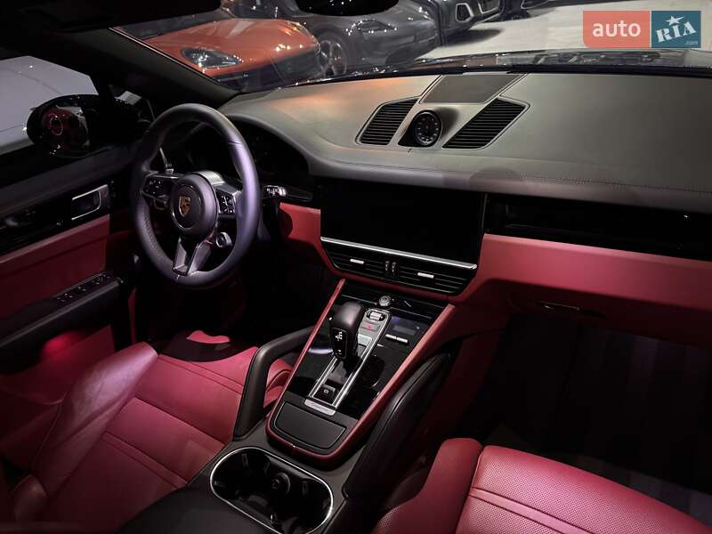 Внедорожник / Кроссовер Porsche Cayenne 2019 в Одессе