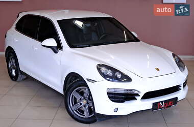 Внедорожник / Кроссовер Porsche Cayenne 2011 в 