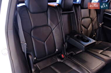 Внедорожник / Кроссовер Porsche Cayenne 2011 в 