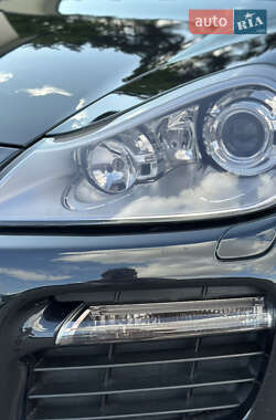 Внедорожник / Кроссовер Porsche Cayenne 2009 в 