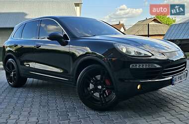 Внедорожник / Кроссовер Porsche Cayenne 2011 в 