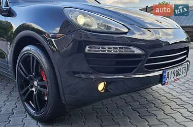Внедорожник / Кроссовер Porsche Cayenne 2011 в 