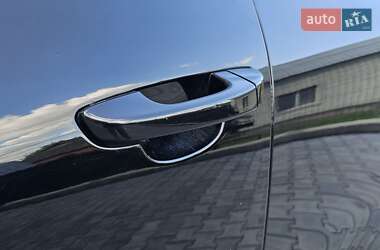 Внедорожник / Кроссовер Porsche Cayenne 2011 в 