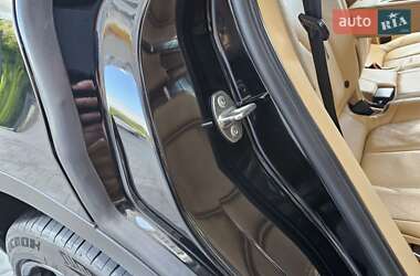 Внедорожник / Кроссовер Porsche Cayenne 2011 в 
