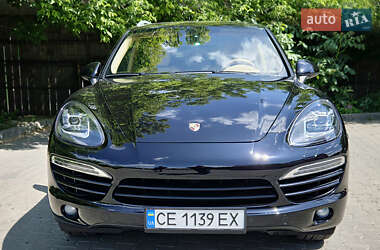 Позашляховик / Кросовер Porsche Cayenne 2011 в Чернівцях
