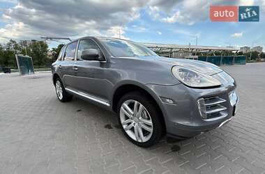 Внедорожник / Кроссовер Porsche Cayenne 2006 в 