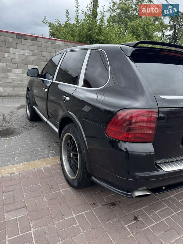 Внедорожник / Кроссовер Porsche Cayenne 2003 в Вишневом фото 15 Внедорожник / Кроссовер Porsche Cayenne 2003 в Вишневом