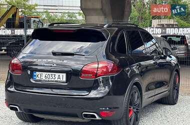 Внедорожник / Кроссовер Porsche Cayenne 2010 в 
