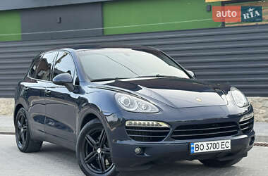 Позашляховик / Кросовер Porsche Cayenne 2012 в Тернополі
