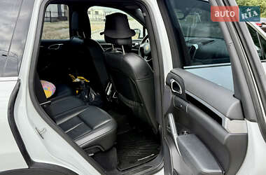 Внедорожник / Кроссовер Porsche Cayenne 2013 в 