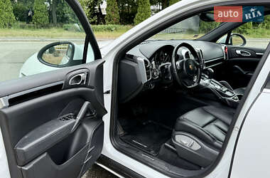 Внедорожник / Кроссовер Porsche Cayenne 2013 в 