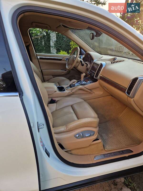 Позашляховик / Кросовер Porsche Cayenne 2010 в Вінниці