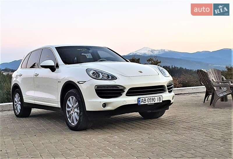 Внедорожник / Кроссовер Porsche Cayenne 2010 в 