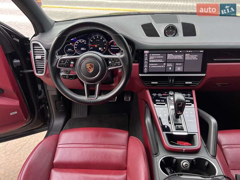 Позашляховик / Кросовер Porsche Cayenne 2021 в Львові
