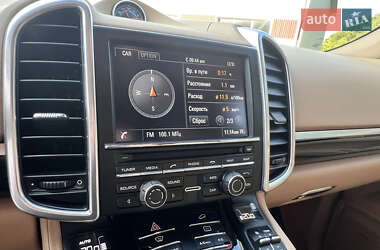 Внедорожник / Кроссовер Porsche Cayenne 2014 в 