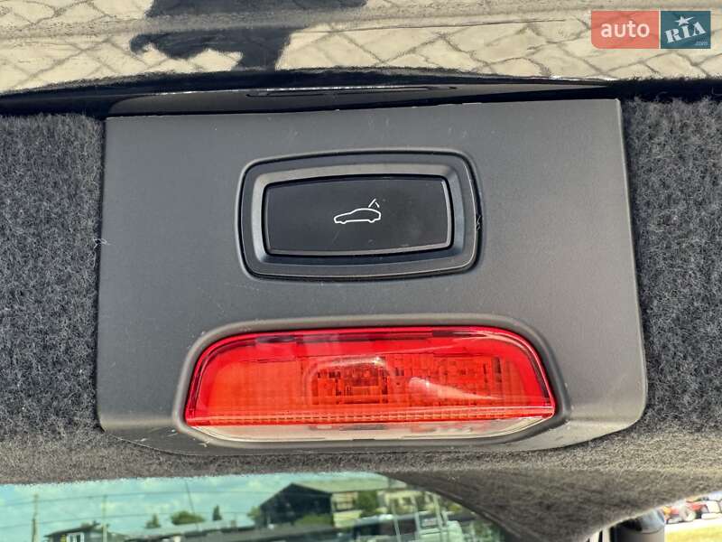 Внедорожник / Кроссовер Porsche Cayenne 2016 в Кременчуге