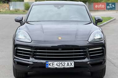 Внедорожник / Кроссовер Porsche Cayenne 2018 в 