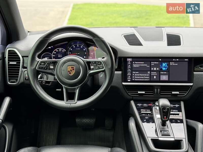 Внедорожник / Кроссовер Porsche Cayenne 2018 в Днепре