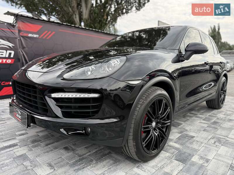 Внедорожник / Кроссовер Porsche Cayenne 2012 в Днепре