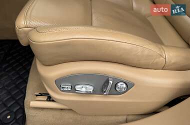 Внедорожник / Кроссовер Porsche Cayenne 2012 в 