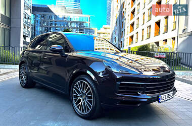 Внедорожник / Кроссовер Porsche Cayenne 2021 в 