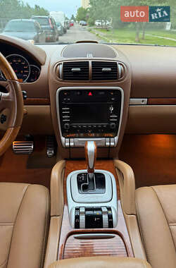 Внедорожник / Кроссовер Porsche Cayenne 2008 в 
