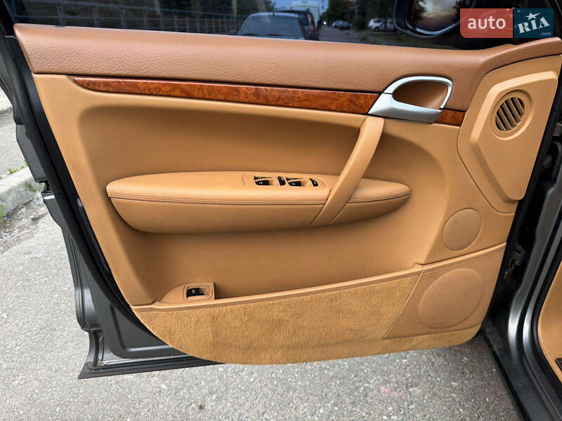 Внедорожник / Кроссовер Porsche Cayenne 2008 в Кривом Роге