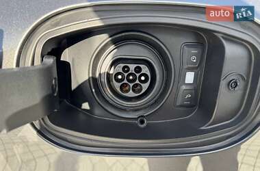 Внедорожник / Кроссовер Porsche Cayenne 2020 в 